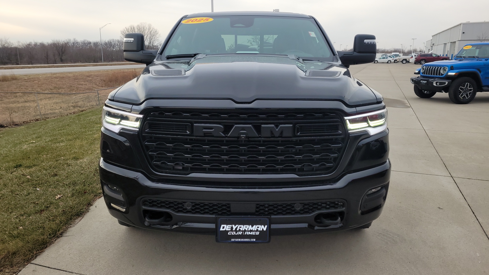 2025 Ram 1500 Limited 8