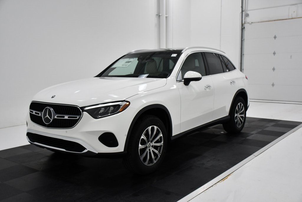 2025 Mercedes-Benz GLC GLC 300 1