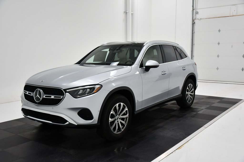 2025 Mercedes-Benz GLC GLC 300 1