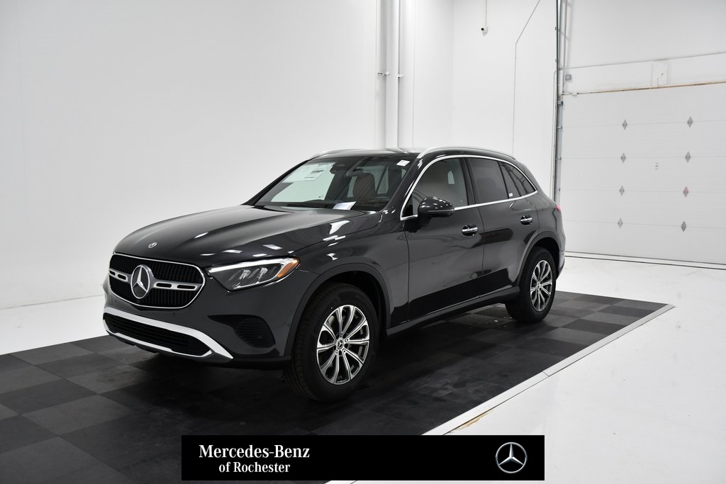 2025 Mercedes-Benz GLC GLC 300 1