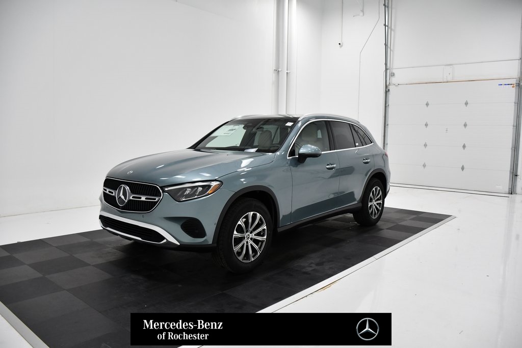 2025 Mercedes-Benz GLC GLC 300 1