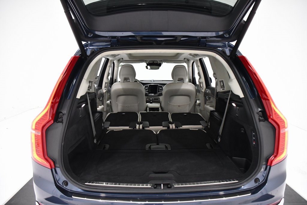 2022 Volvo XC90 T6 Inscription 22