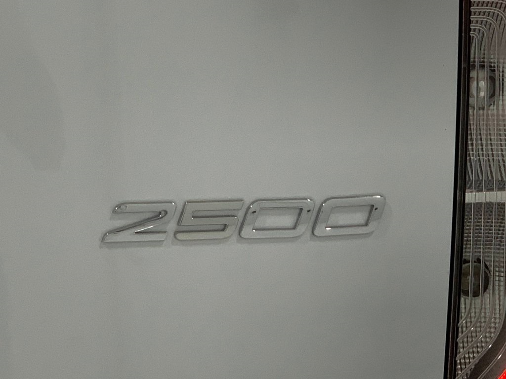 2024 Mercedes-Benz Sprinter 2500 Cargo 144 WB 20