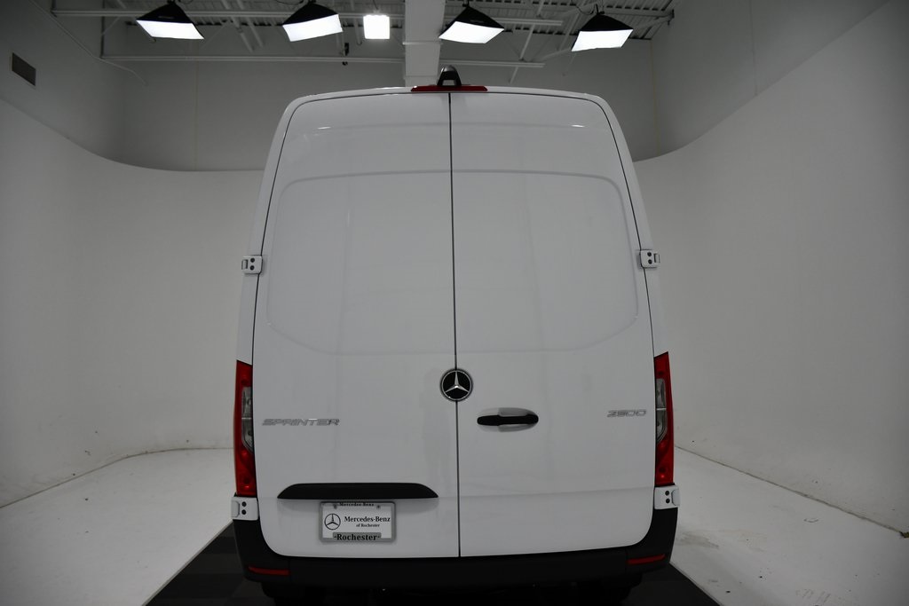 2025 Mercedes-Benz Sprinter 2500 Cargo 144 WB 4