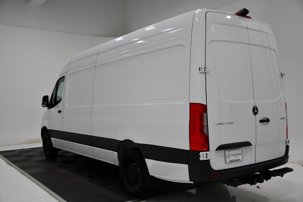 2025 Mercedes-Benz Sprinter 2500 Cargo 170 WB 3