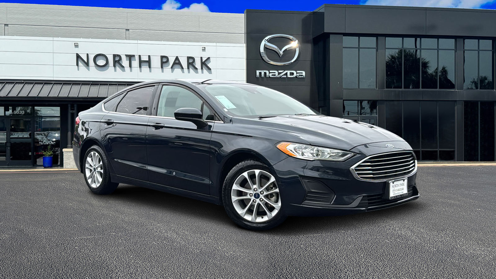 2020 Ford Fusion SE 1