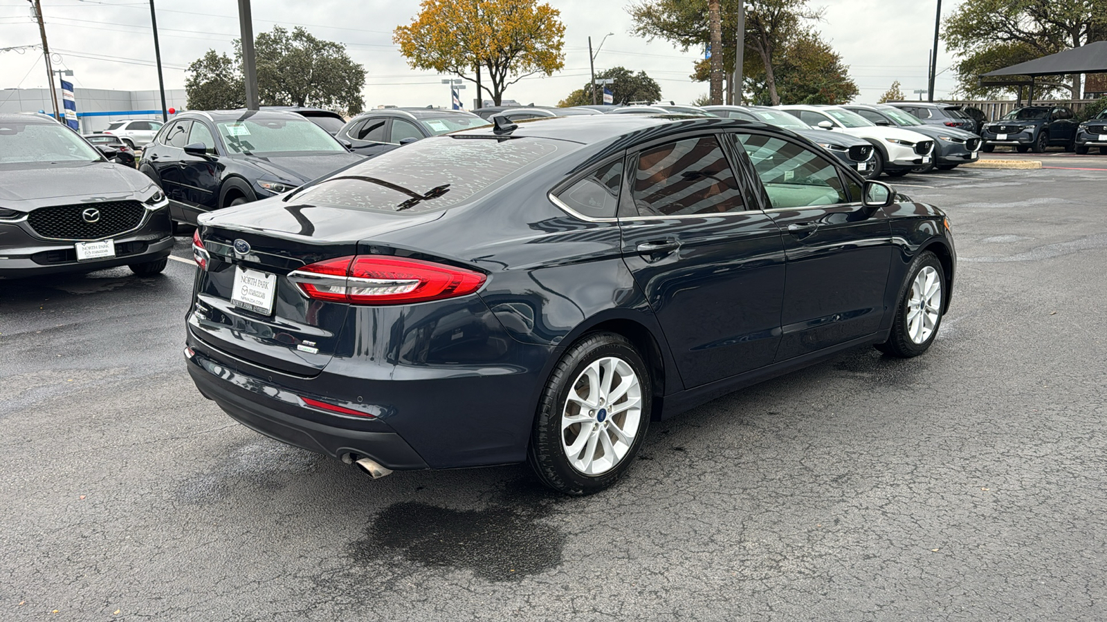 2020 Ford Fusion SE 8