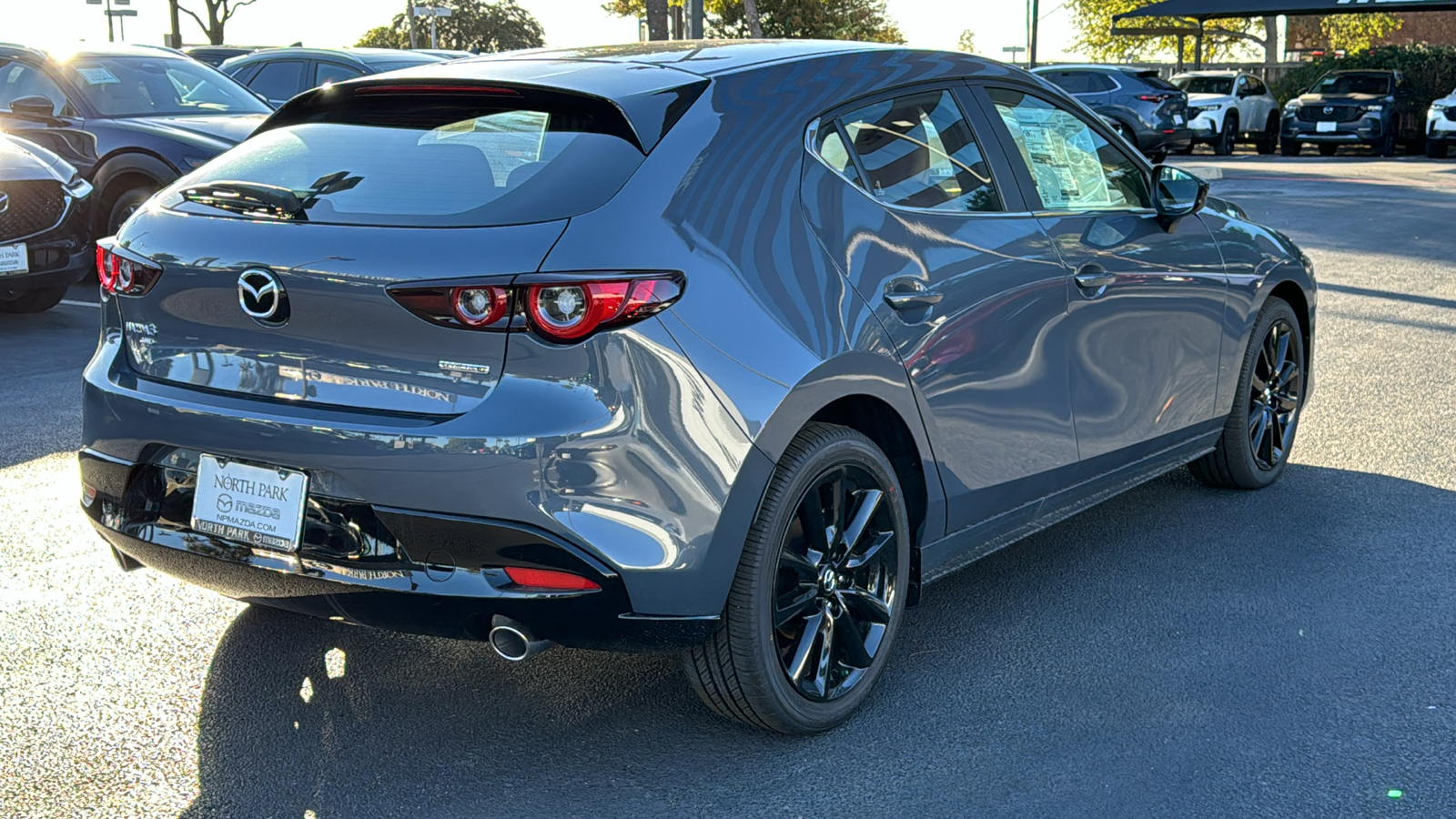 2025 Mazda Mazda3 2.5 S Carbon Edition 8