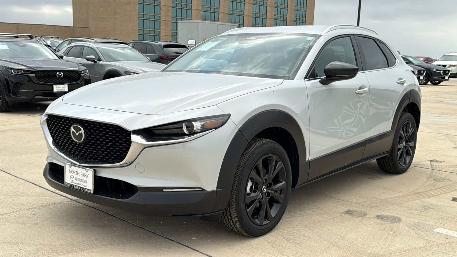 2025 Mazda CX-30 2.5 S Select Sport 4