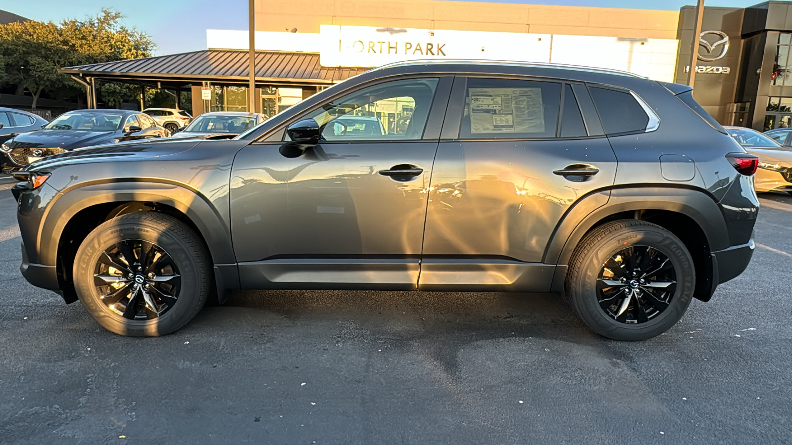 2025 Mazda CX-50 2.5 S Premium Package 5