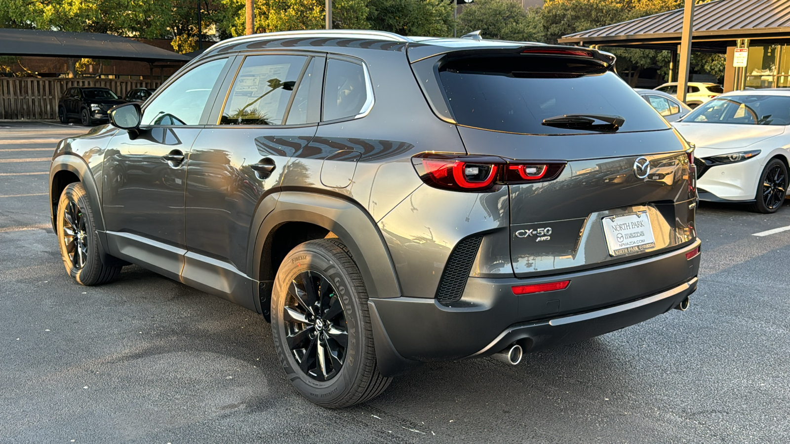 2025 Mazda CX-50 2.5 S Premium Package 6