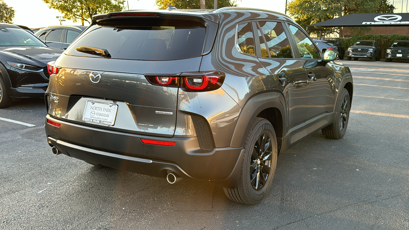 2025 Mazda CX-50 2.5 S Premium Package 8