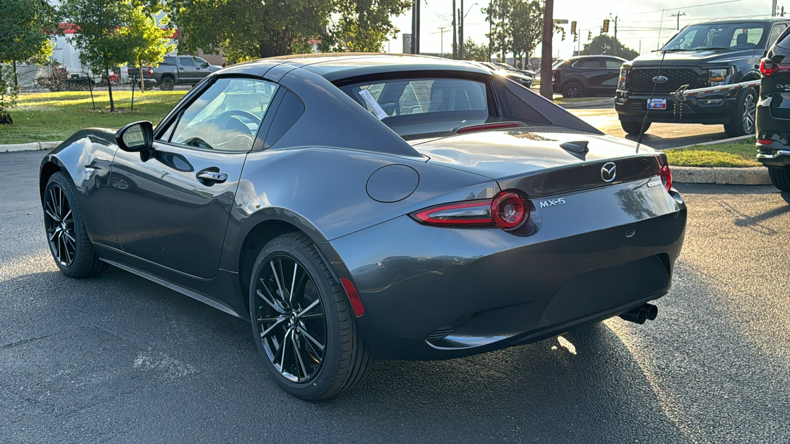 2024 Mazda MX-5 Miata RF Grand Touring 6