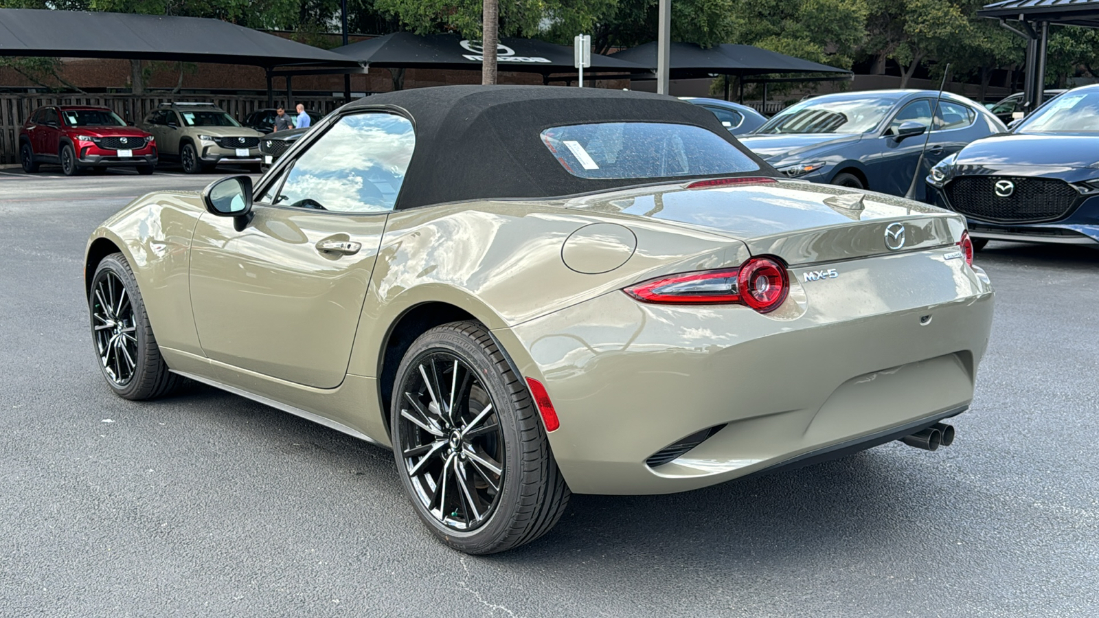 2024 Mazda MX-5 Miata Grand Touring 6