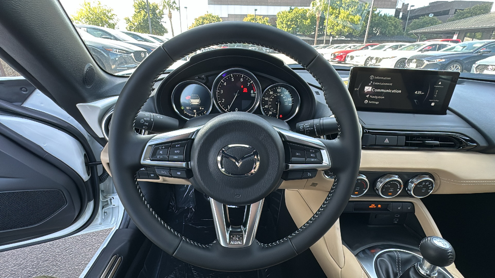 2024 Mazda MX-5 Miata Grand Touring 18