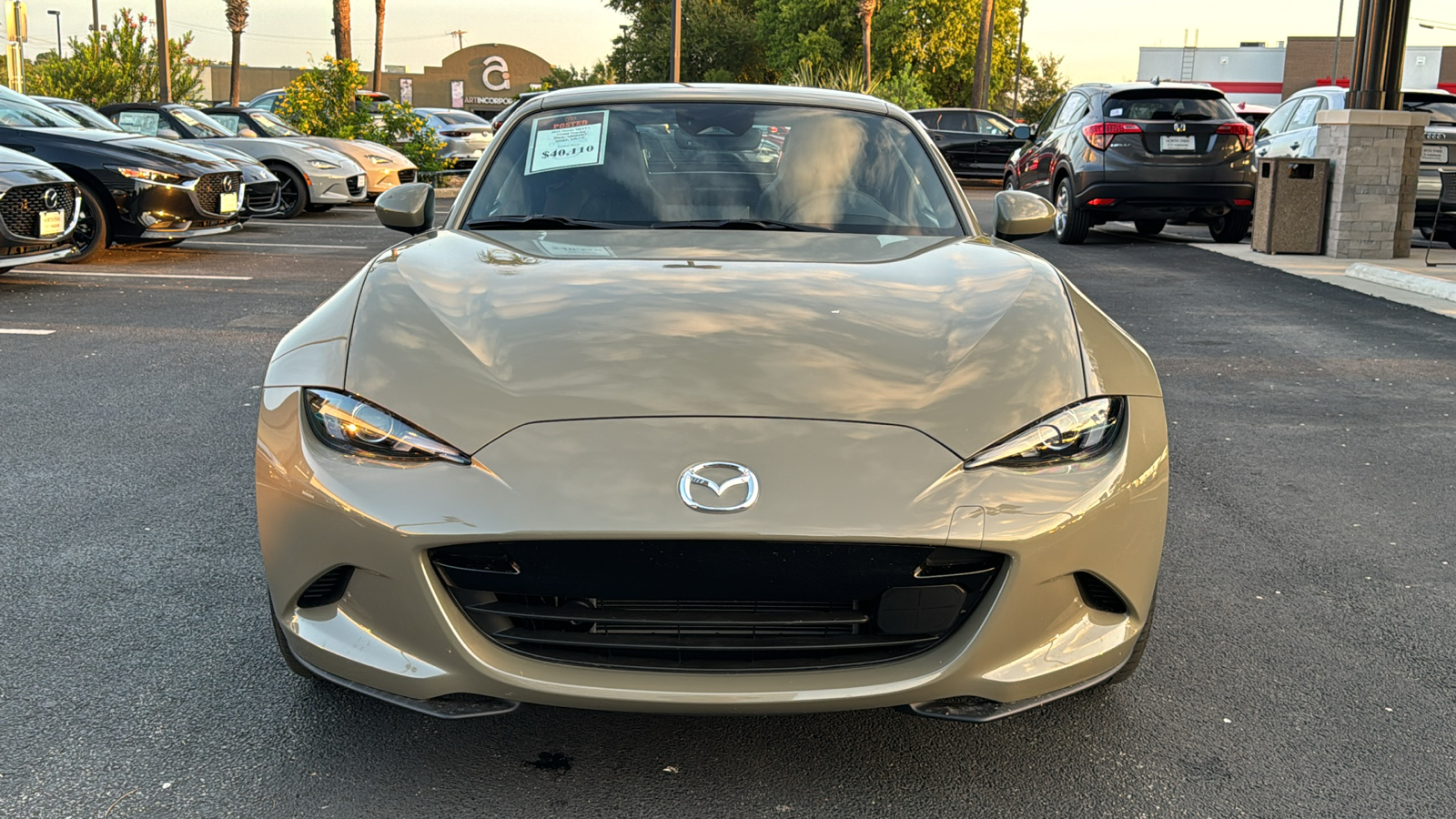 2024 Mazda MX-5 Miata RF Grand Touring 3