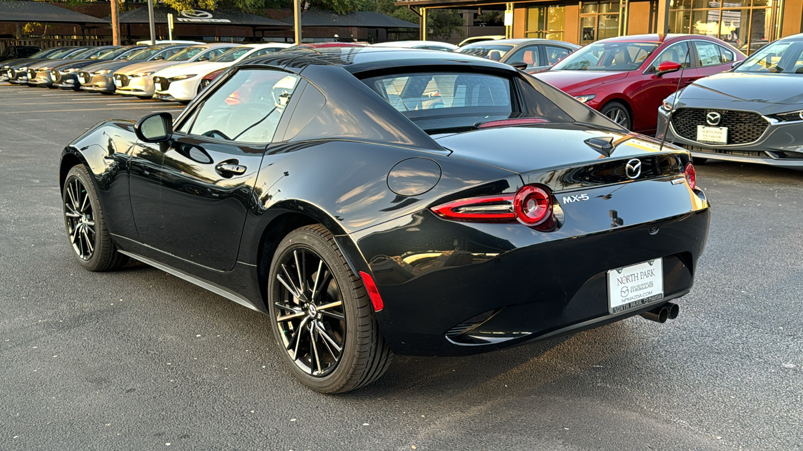 2024 Mazda MX-5 Miata RF Grand Touring 6