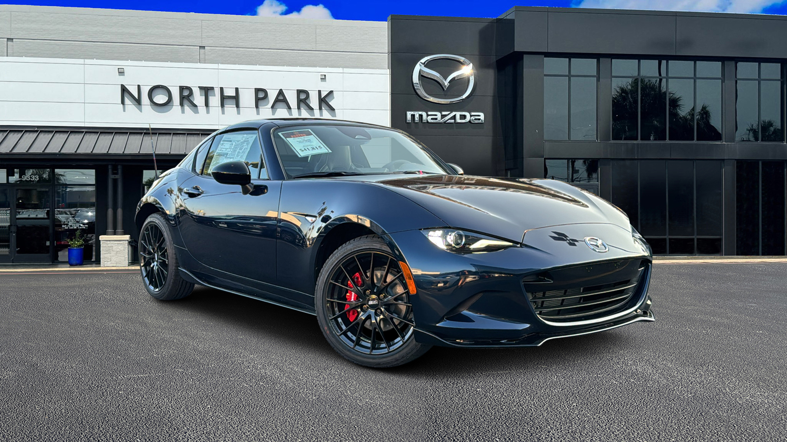 2024 Mazda MX-5 Miata RF Club 1