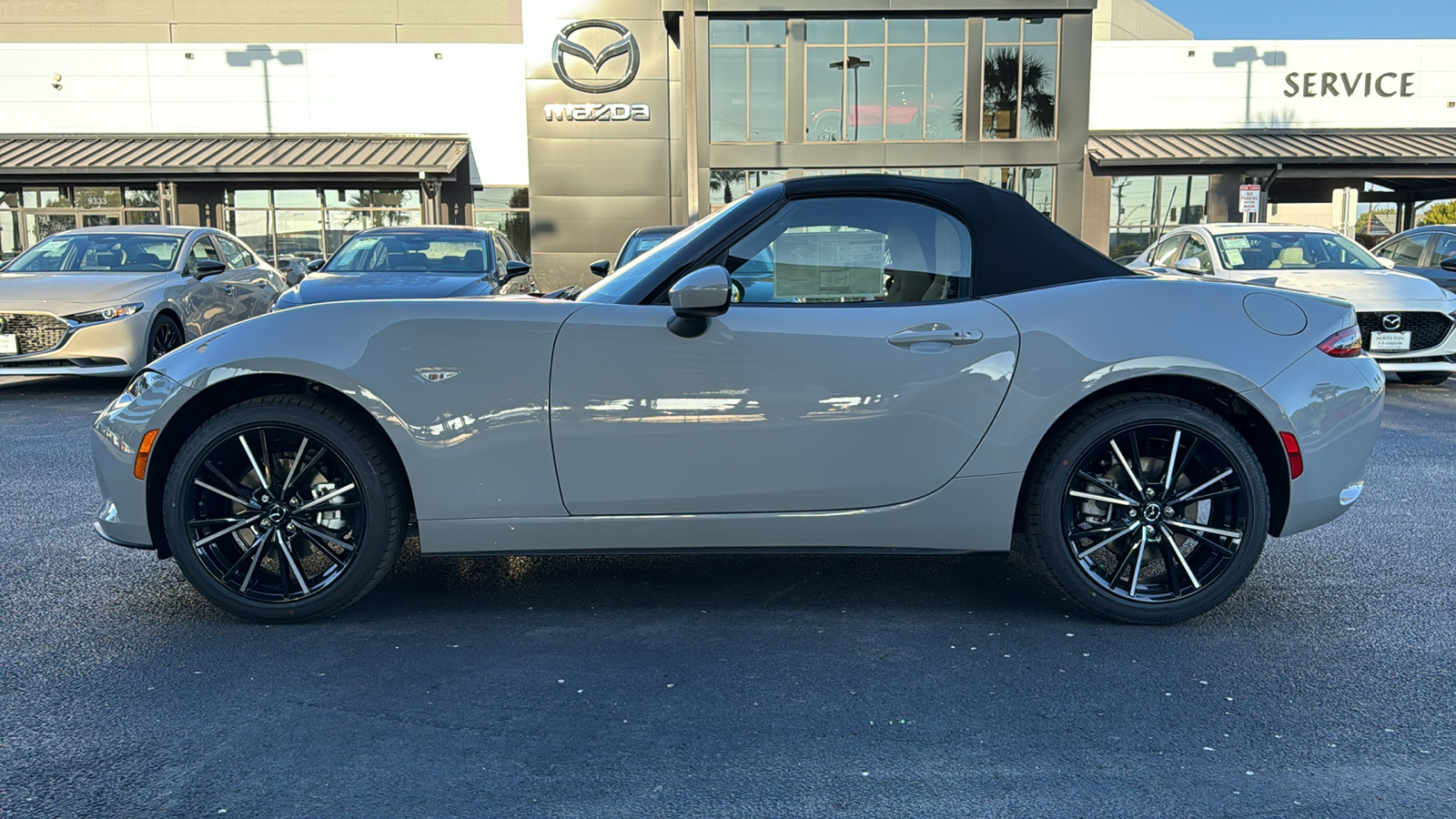 2024 Mazda MX-5 Miata Grand Touring 5