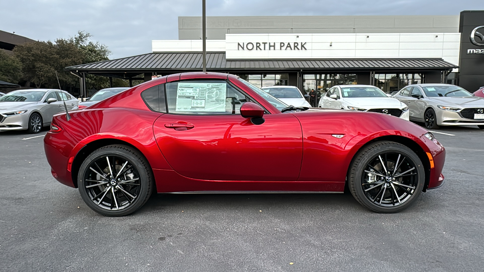 2024 Mazda MX-5 Miata RF Grand Touring 9