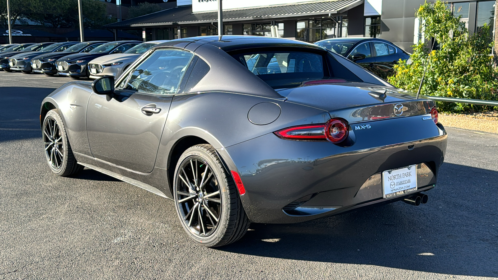 2024 Mazda MX-5 Miata RF Grand Touring 6