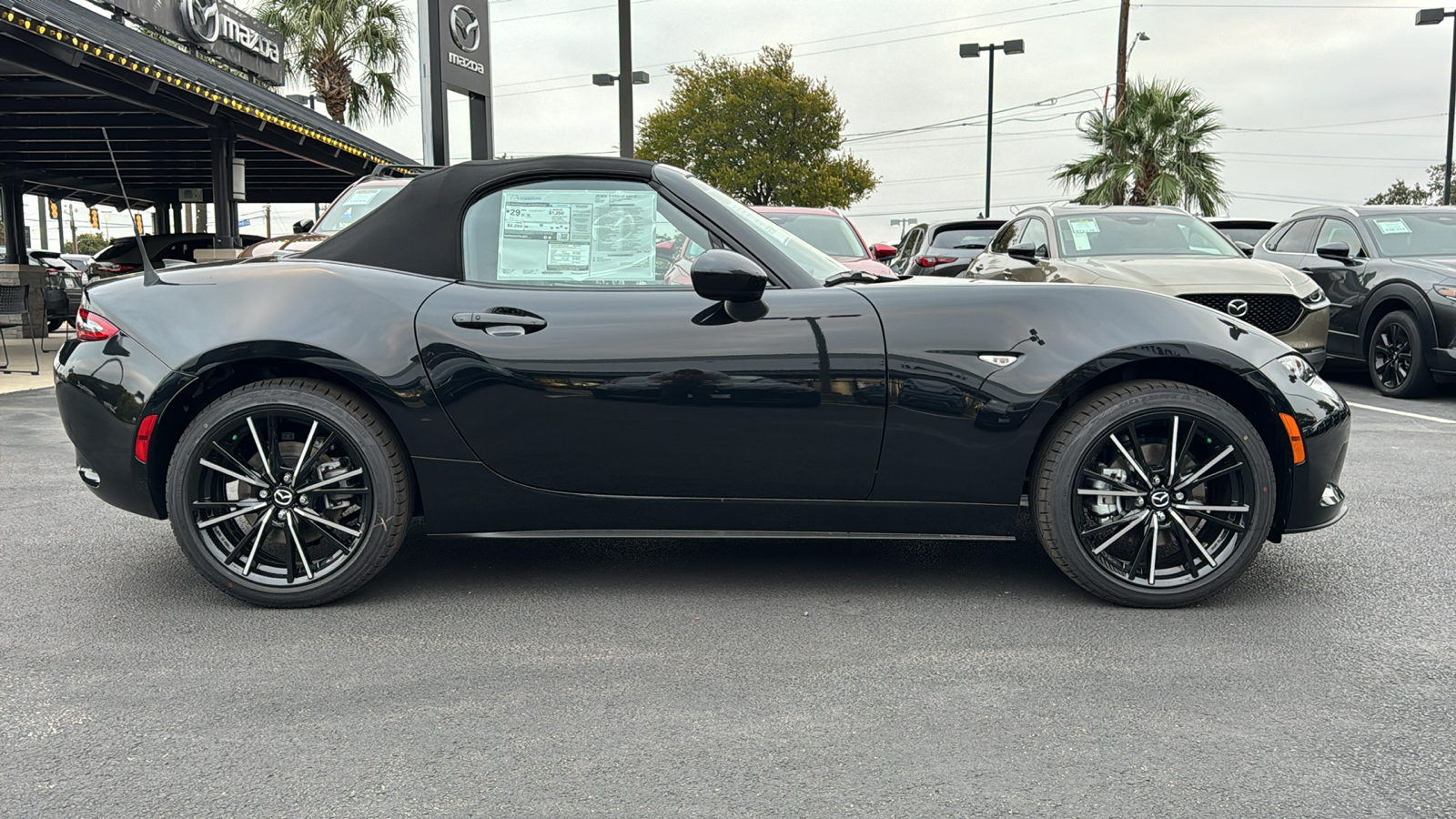 2024 Mazda MX-5 Miata Grand Touring 8