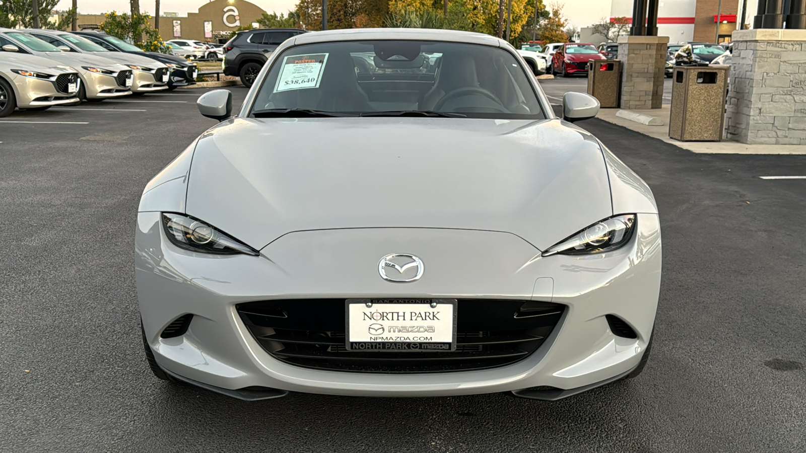 2024 Mazda MX-5 Miata RF Grand Touring 3