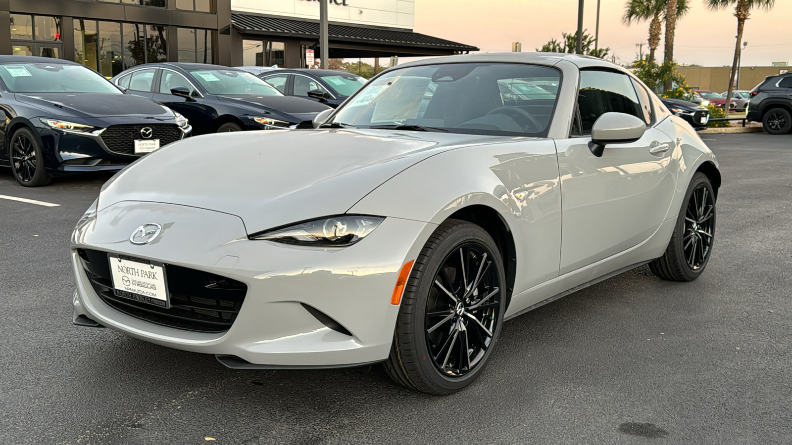 2024 Mazda MX-5 Miata RF Grand Touring 4