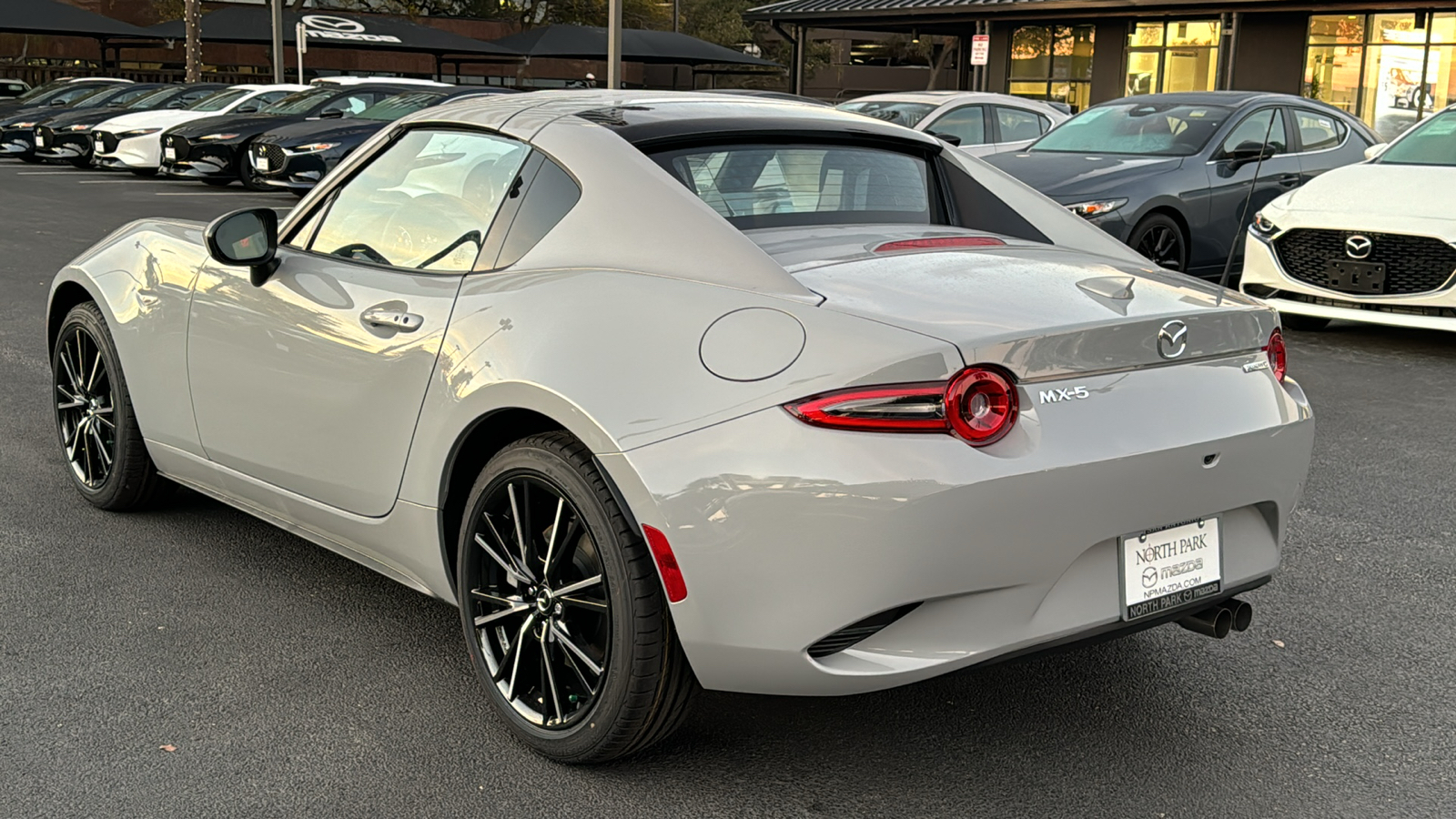 2024 Mazda MX-5 Miata RF Grand Touring 6