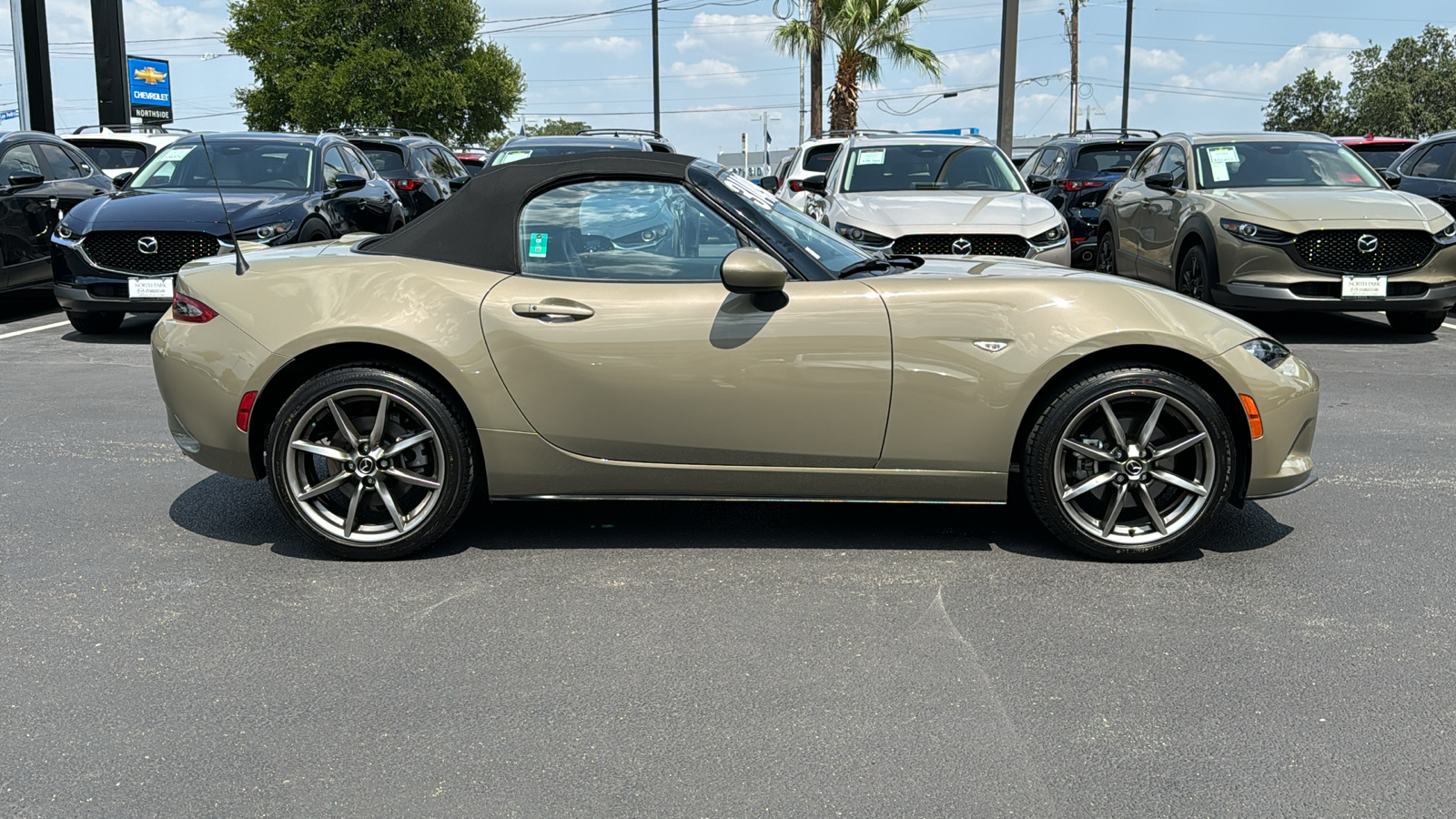 2023 Mazda MX-5 Miata Grand Touring 9