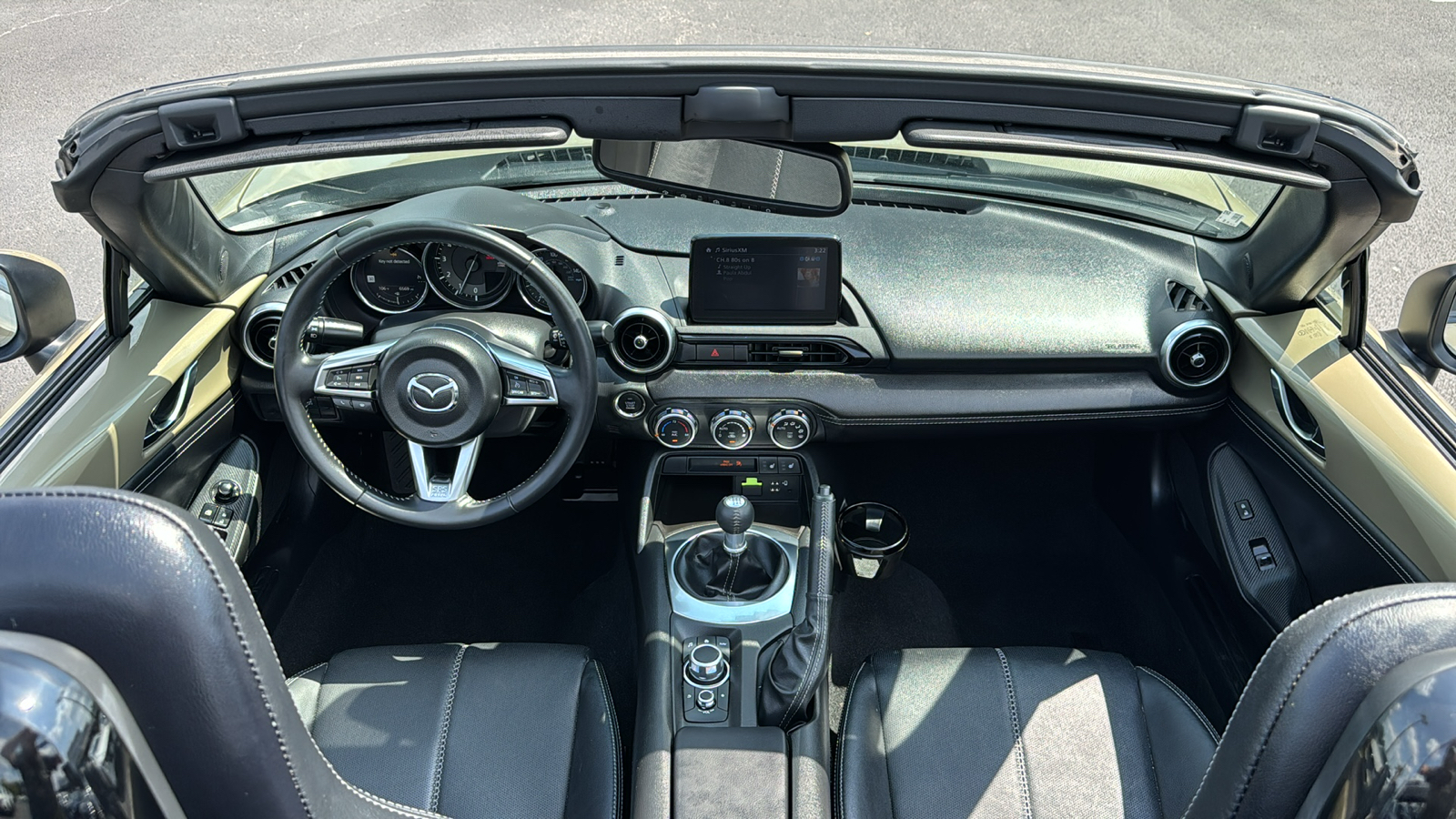 2023 Mazda MX-5 Miata Grand Touring 18