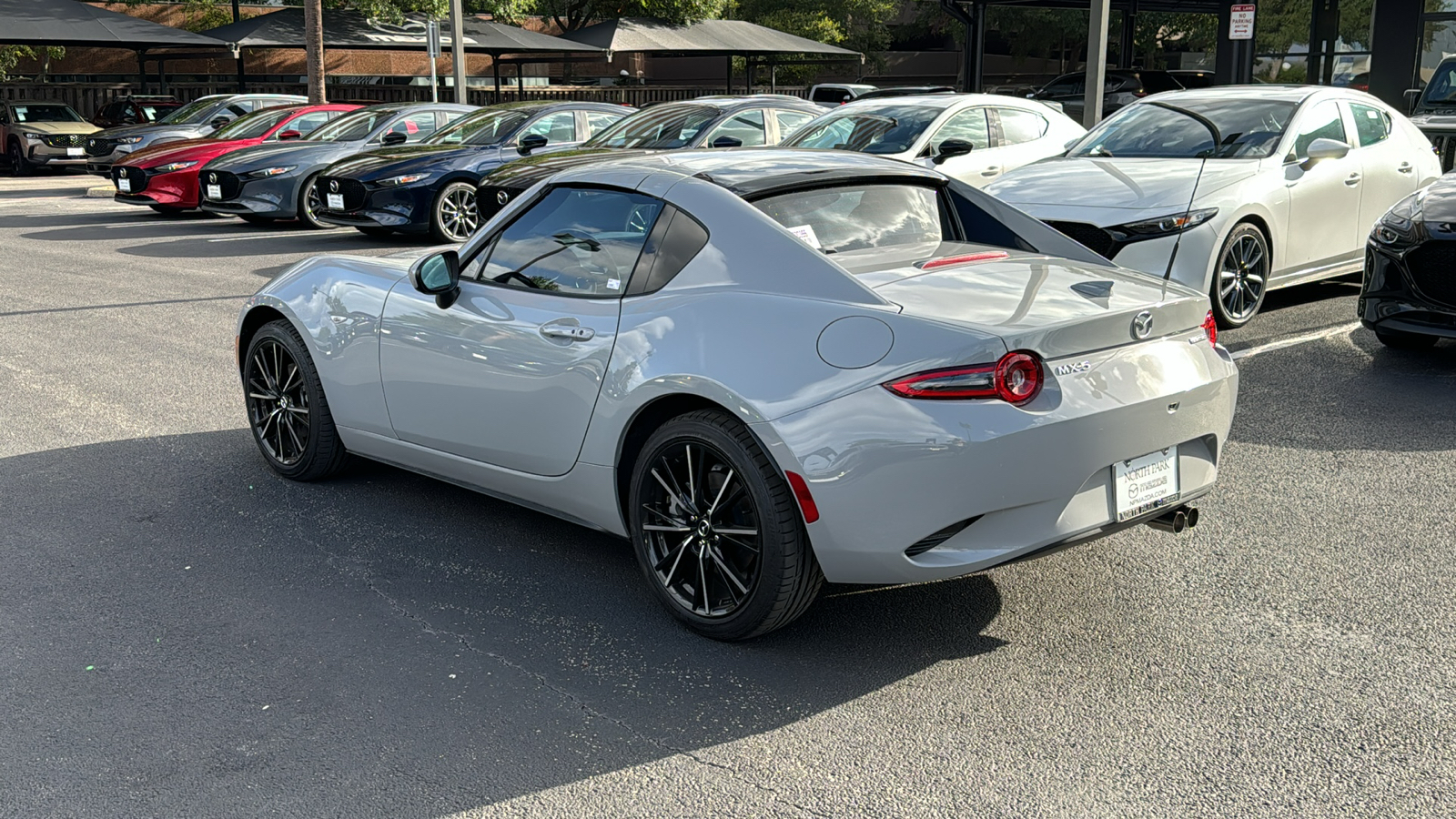 2024 Mazda MX-5 Miata RF Grand Touring 6