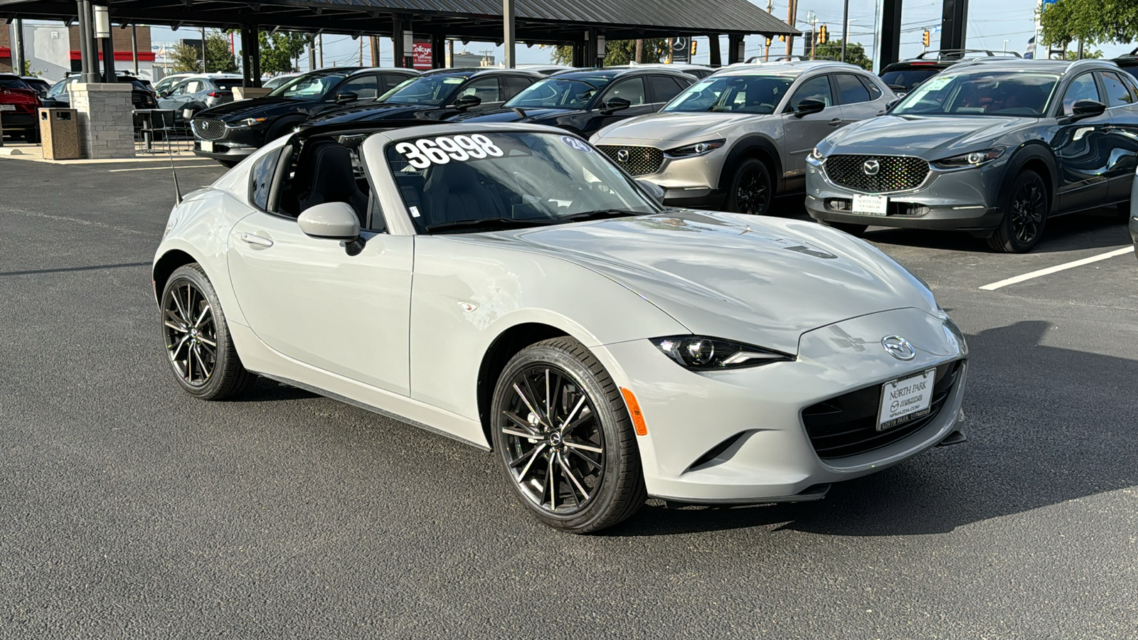 2024 Mazda MX-5 Miata RF Grand Touring 10