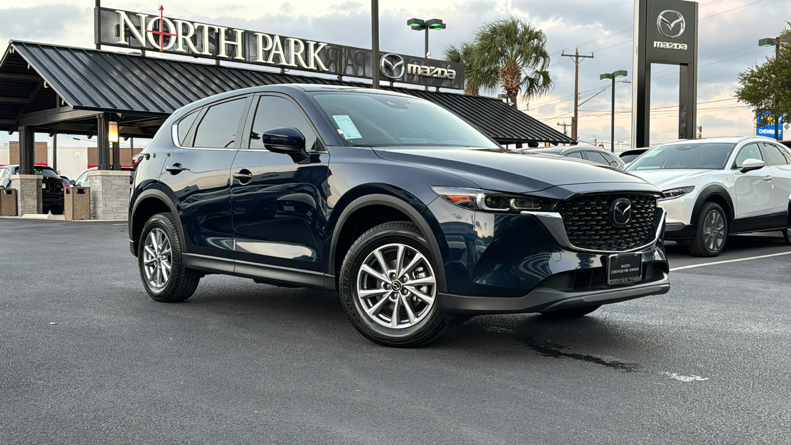 2023 Mazda CX-5 2.5 S Preferred Package 2