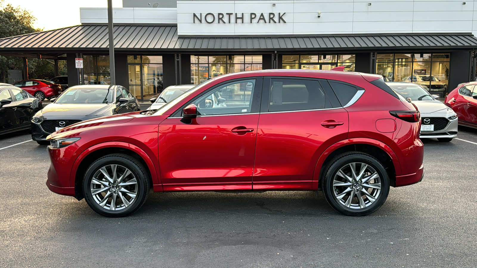 2024 Mazda CX-5 2.5 S Premium Package 5