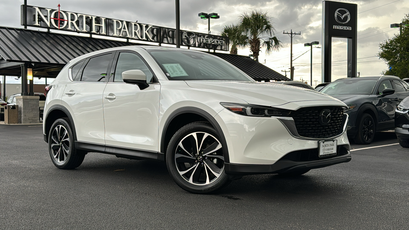 2022 Mazda CX-5 2.5 S Premium Package 2