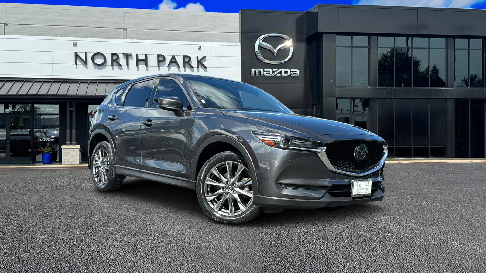 2019 Mazda CX-5 Signature 1