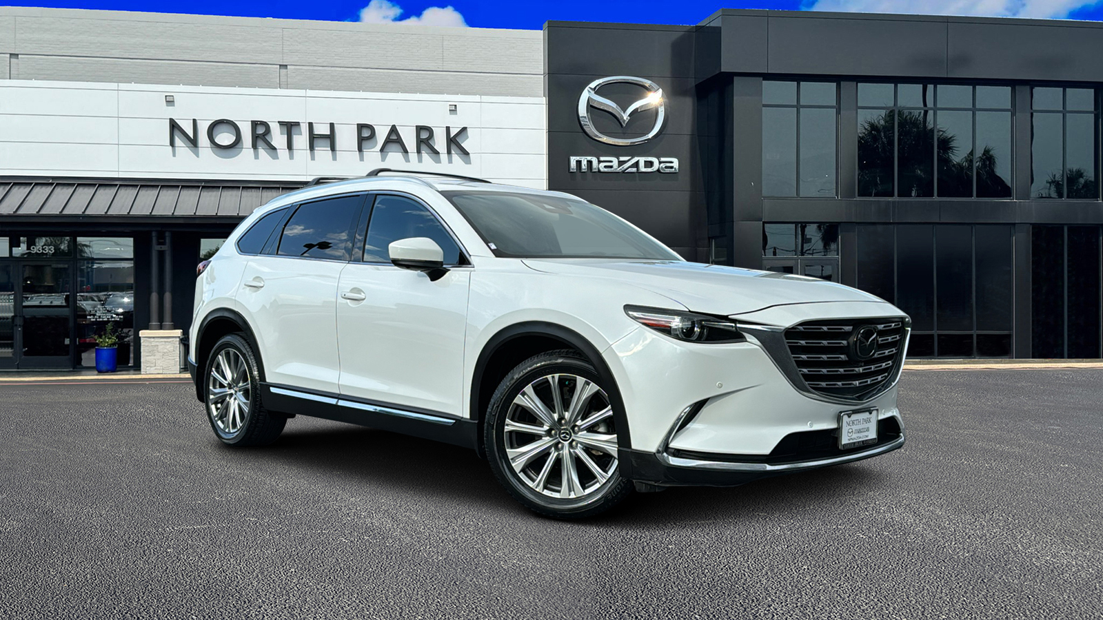 2022 Mazda CX-9 Signature 1