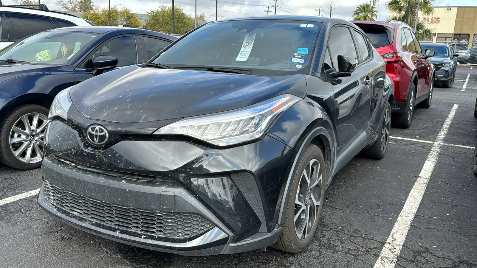 2021 Toyota C-HR XLE 4