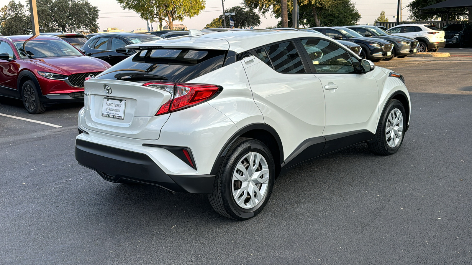 2021 Toyota C-HR LE 8