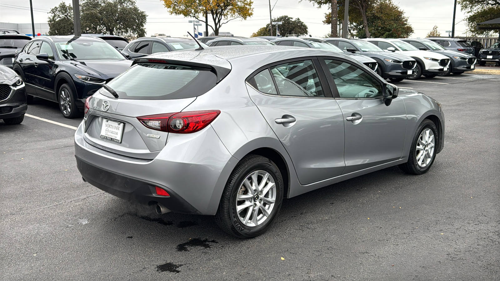 2014 Mazda Mazda3 i Touring 8