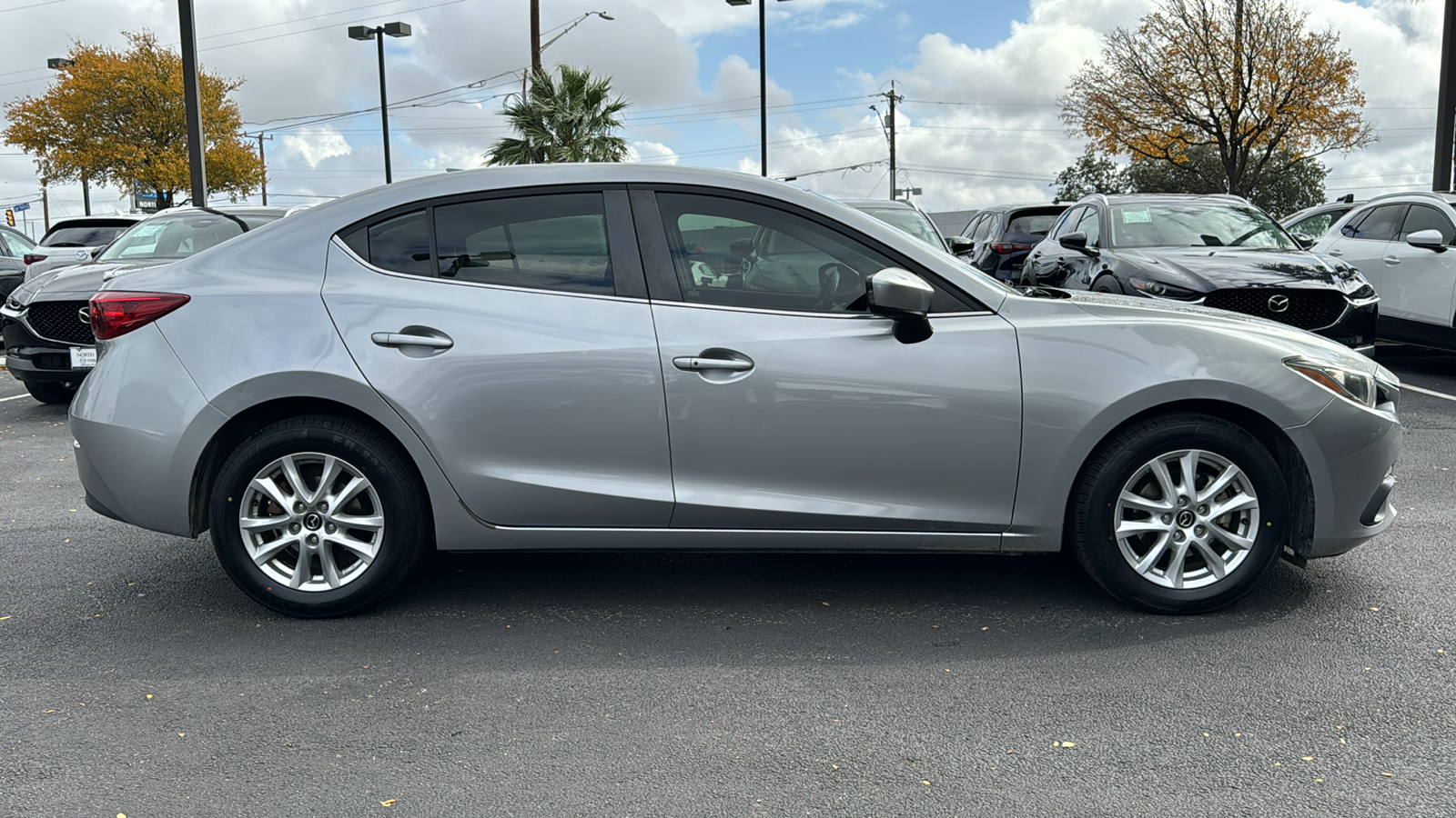 2014 Mazda Mazda3 i Touring 8