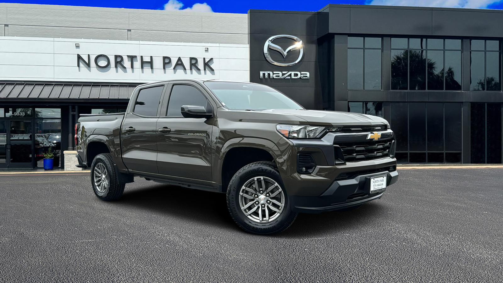 2023 Chevrolet Colorado LT 1