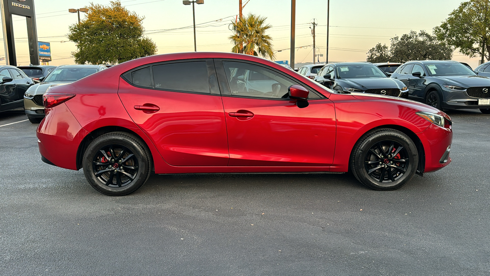 2016 Mazda Mazda3 i Sport 8