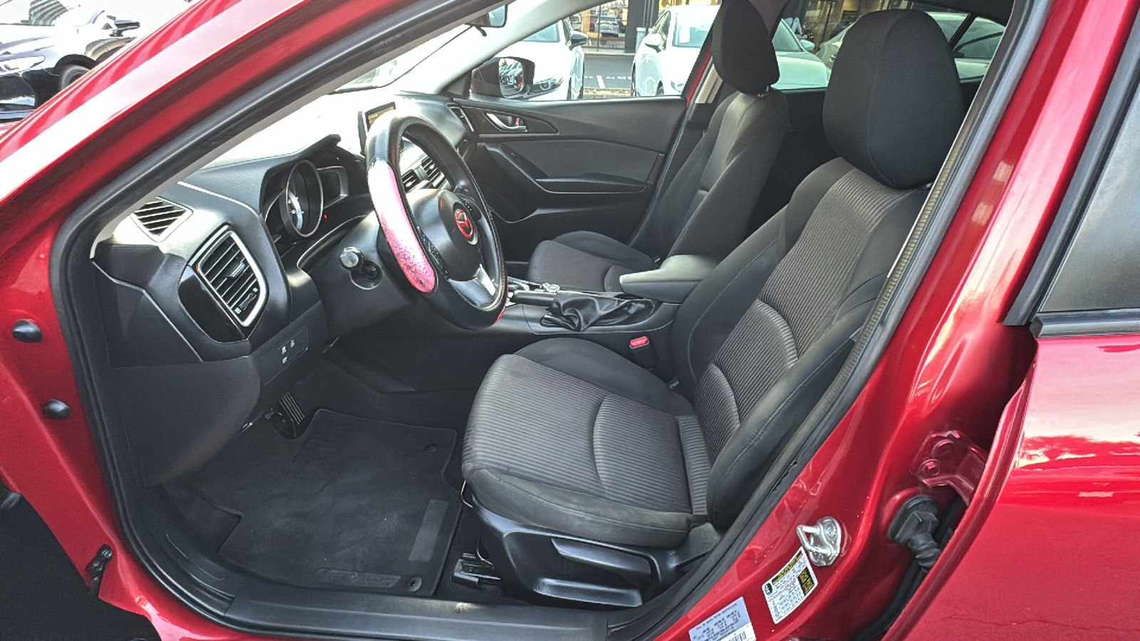 2016 Mazda Mazda3 i Sport 13