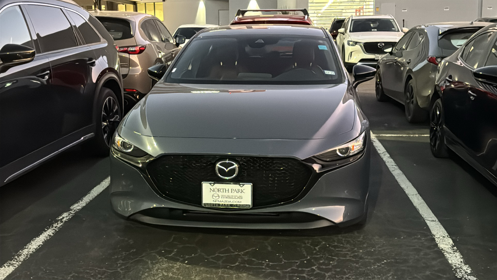 2022 Mazda Mazda3 Carbon Edition 2