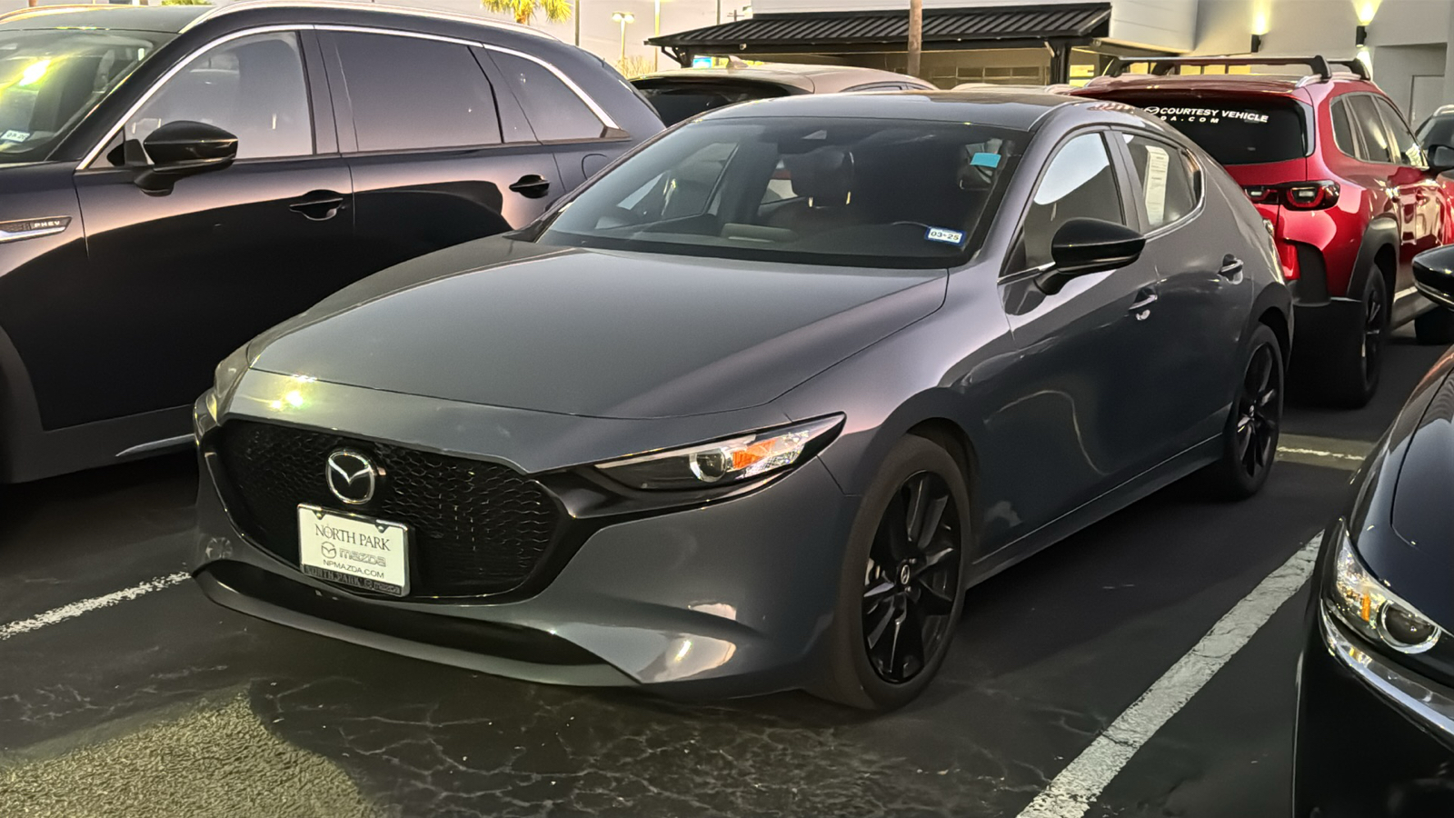 2022 Mazda Mazda3 Carbon Edition 3