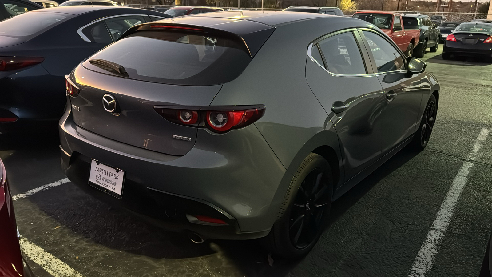 2022 Mazda Mazda3 Carbon Edition 5