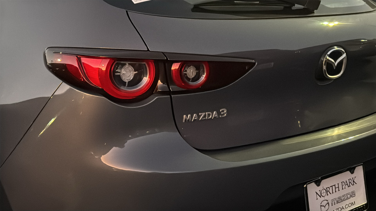 2022 Mazda Mazda3 Carbon Edition 7