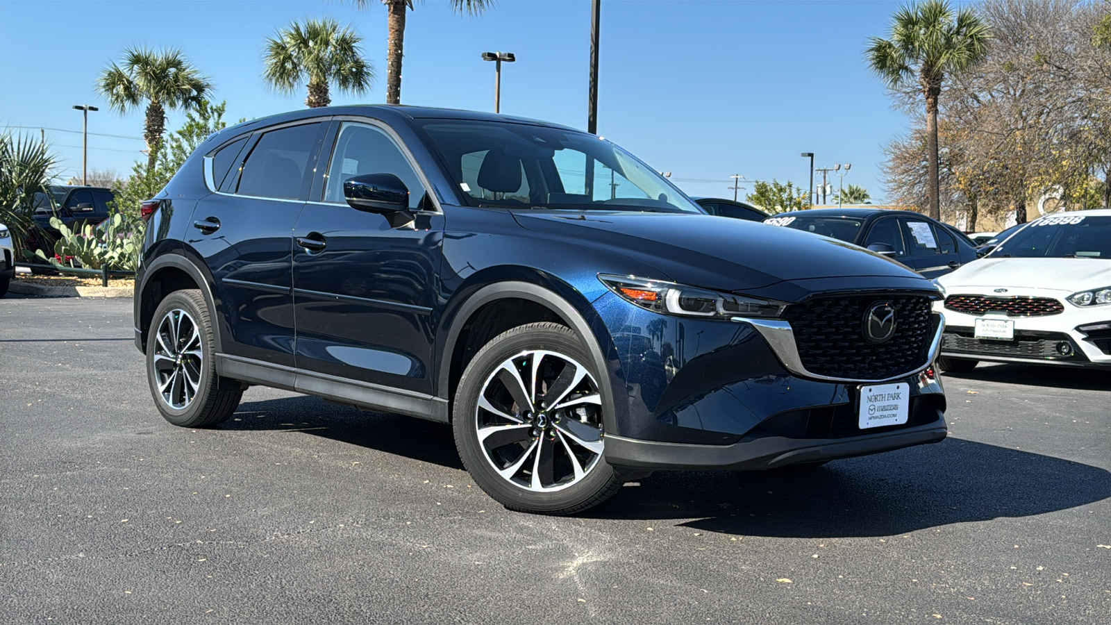 2022 Mazda CX-5 2.5 S Premium Package 2